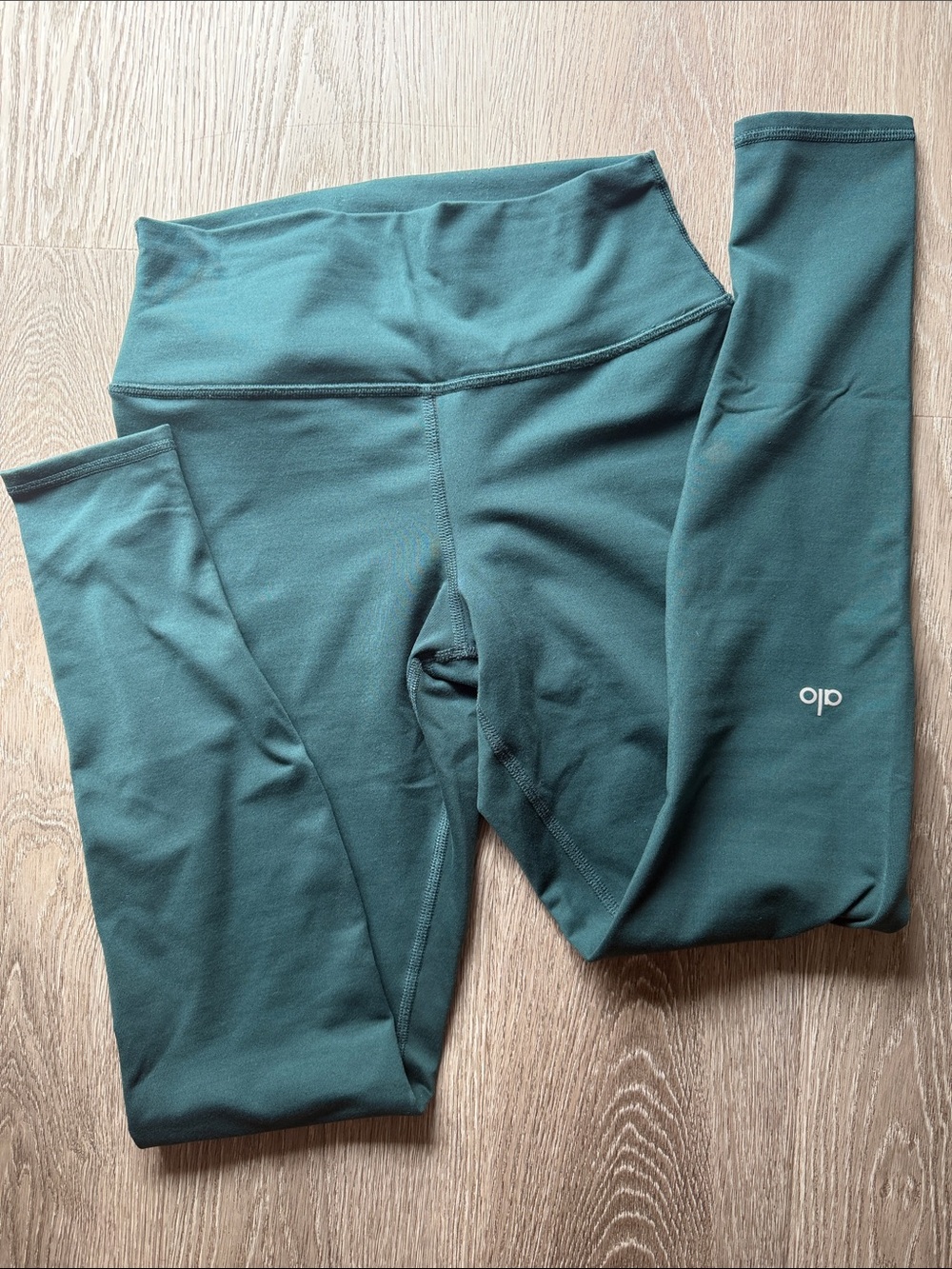 ALO Yoga High-Waist Leggings in Teal